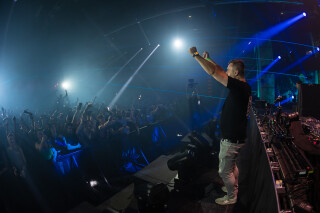 Hard Boat Festival by Wanyama-photo LR-15455