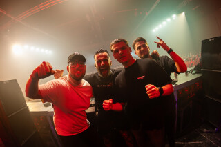 Hard Boat Festival by Wanyama-photo LR-17740