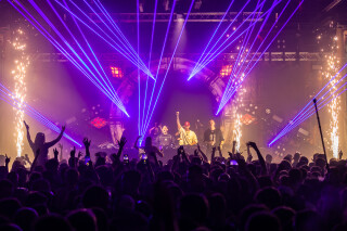 Hard Boat Festival by Wanyama-photo LR-20326