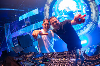 Hard Boat Festival by Wanyama-photo LR-13969