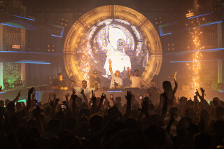 Hard Boat Festival by Wanyama-photo LR-21250