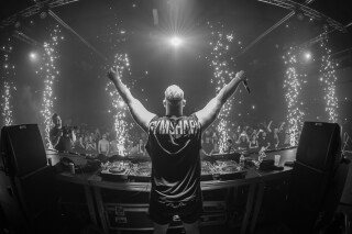 Hard Boat Festival by Wanyama-photo LR-17001