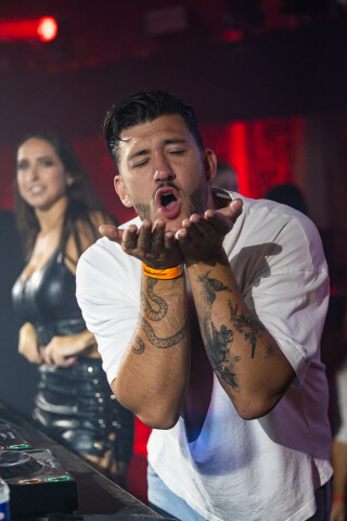 Hard Boat Festival by Wanyama-photo LR-21502