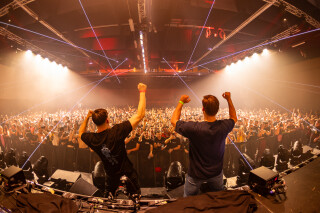 Hard Boat Festival by Wanyama-photo LR-17552