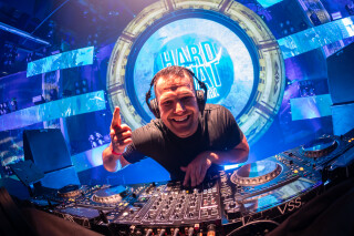 Hard Boat Festival by Wanyama-photo LR-13965