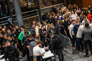 Hard Boat Festival by Wanyama-photo LR-28382