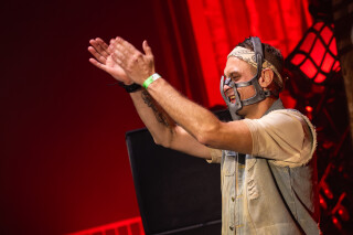 Hard Boat Festival by Wanyama-photo LR-21392