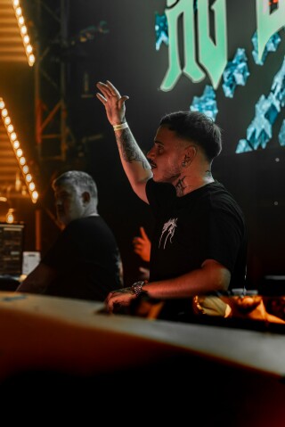 20250406-2F2A1051-min