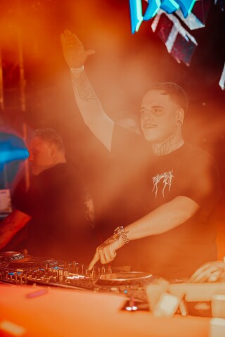 20250406-2F2A1120-min