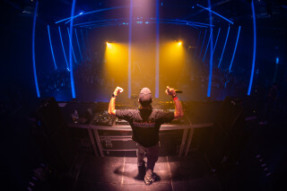 Hard Boat Festival by Wanyama-photo LR-14209