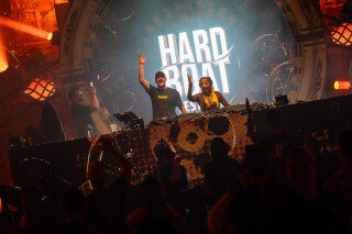 Hard Boat Festival by Wanyama-photo LR-28418