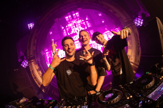 Hard Boat Festival by Wanyama-photo LR-17334