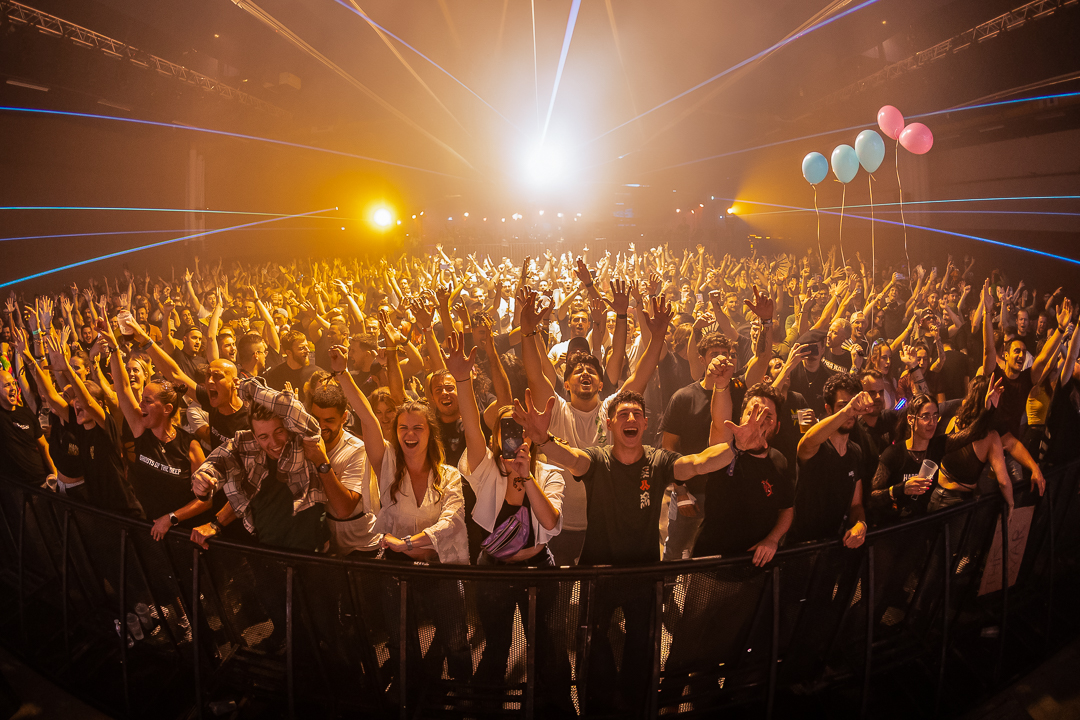 Hard Boat Festival by Wanyama-photo LR-