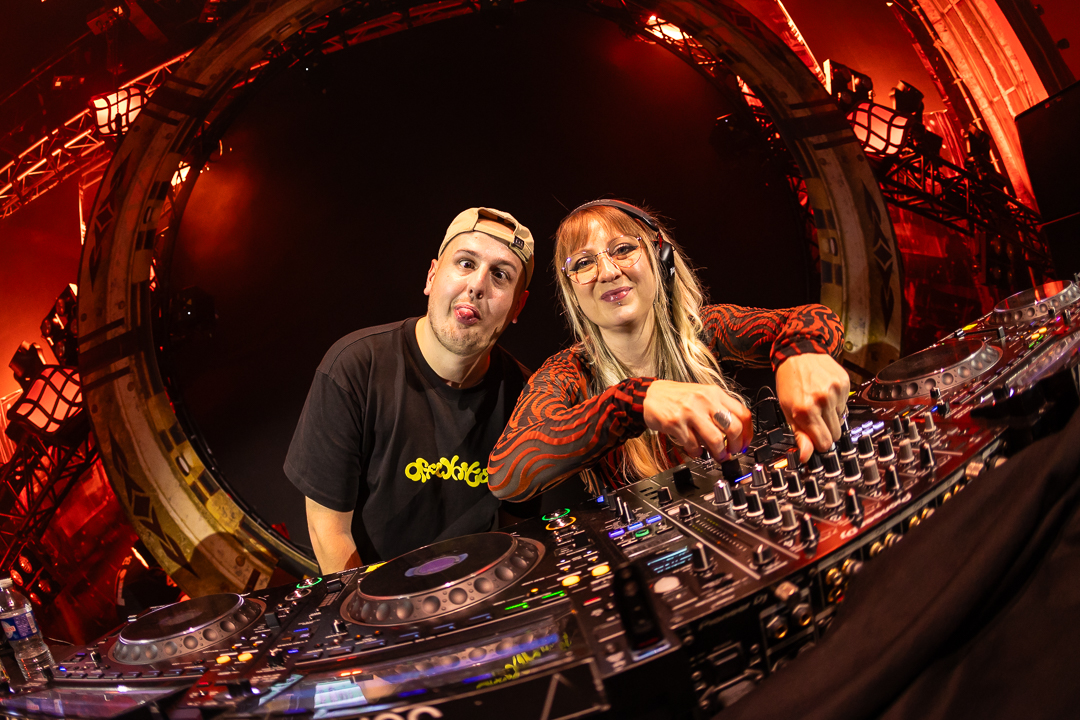 Hard Boat Festival by Wanyama-photo LR-13979