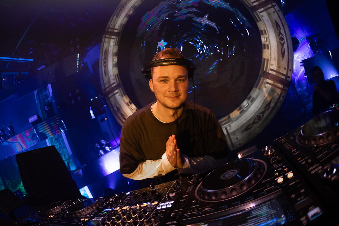 Hard Boat Festival by Wanyama-photo LR-14050