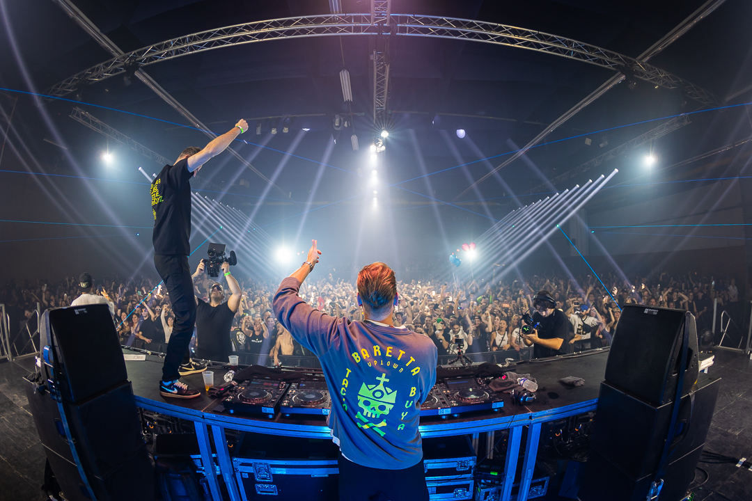 Hard Boat Festival by Wanyama-photo LR-15512