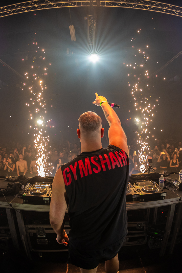 Hard Boat Festival by Wanyama-photo LR-16997