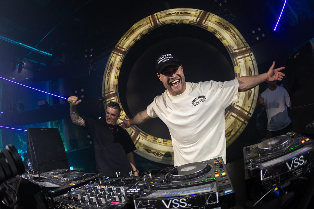 Hard Boat Festival by Wanyama-photo LR-17615