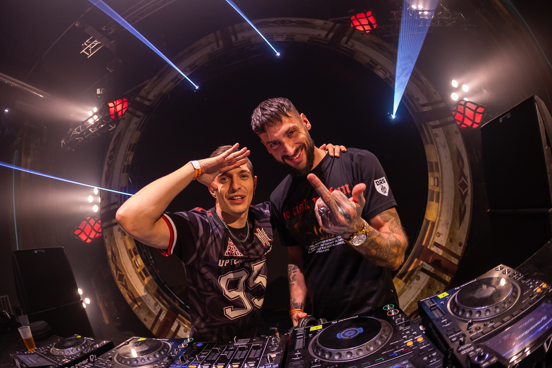 Hard Boat Festival by Wanyama-photo LR-17964