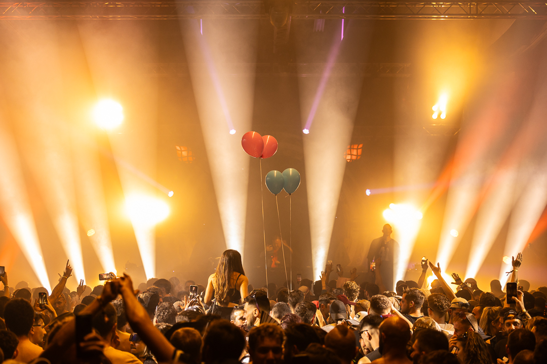 Hard Boat Festival by Wanyama-photo LR-20566