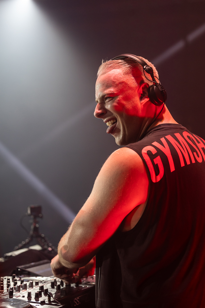 Hard Boat Festival by Wanyama-photo LR-21186