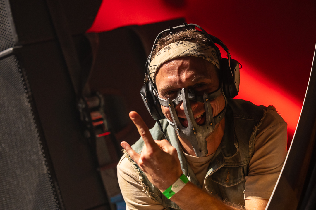 Hard Boat Festival by Wanyama-photo LR-21382