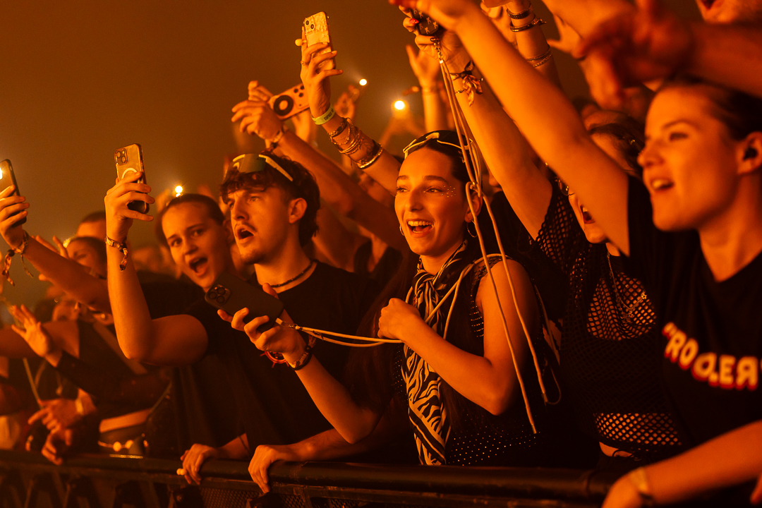 Hard Boat Festival by Wanyama-photo LR-28906