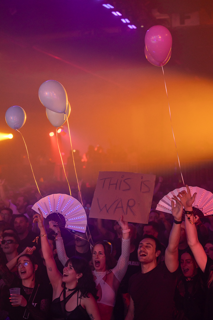 Hard Boat Festival by Wanyama-photo LR-29188